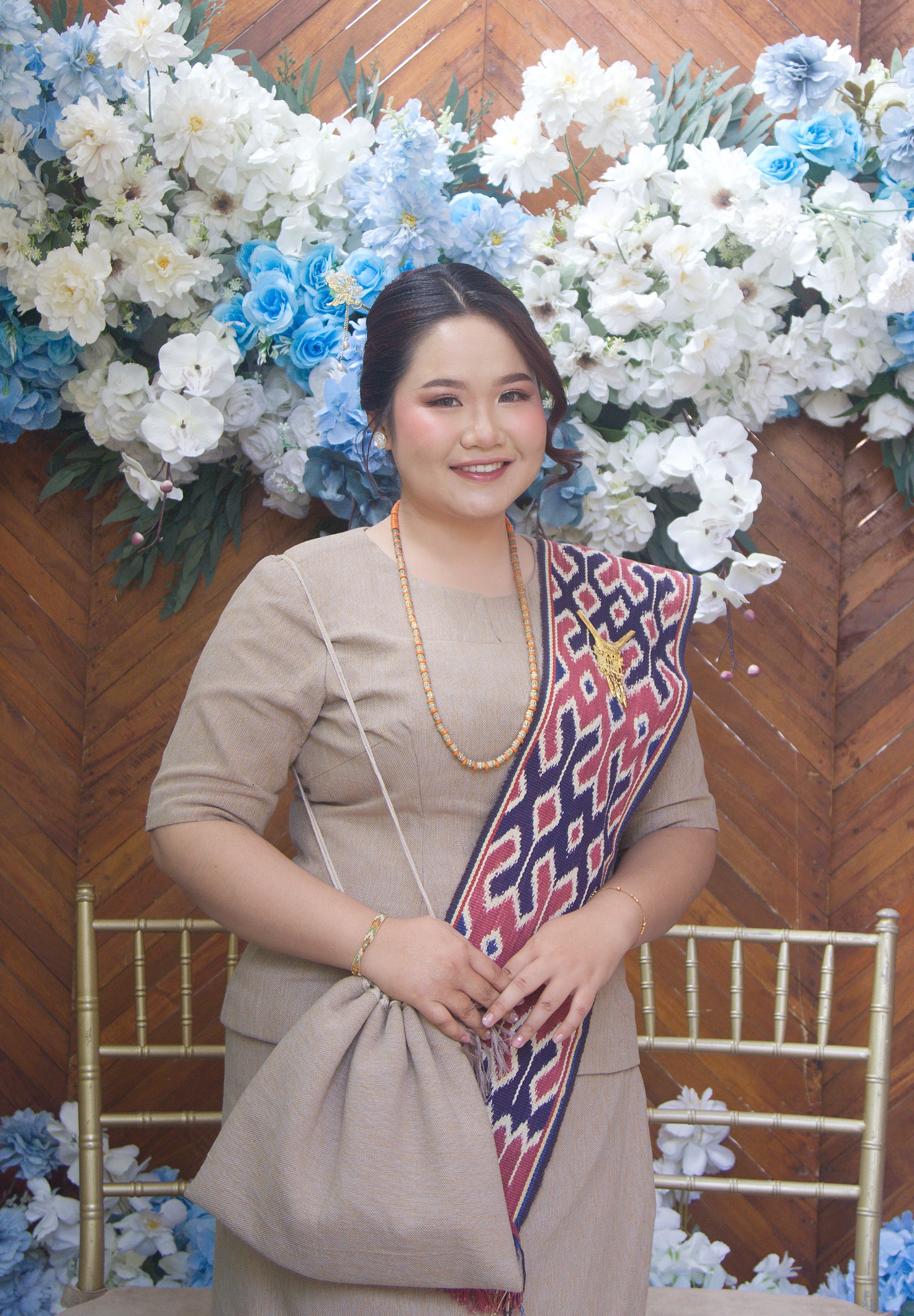 Momen acara Anno dan Nona 8